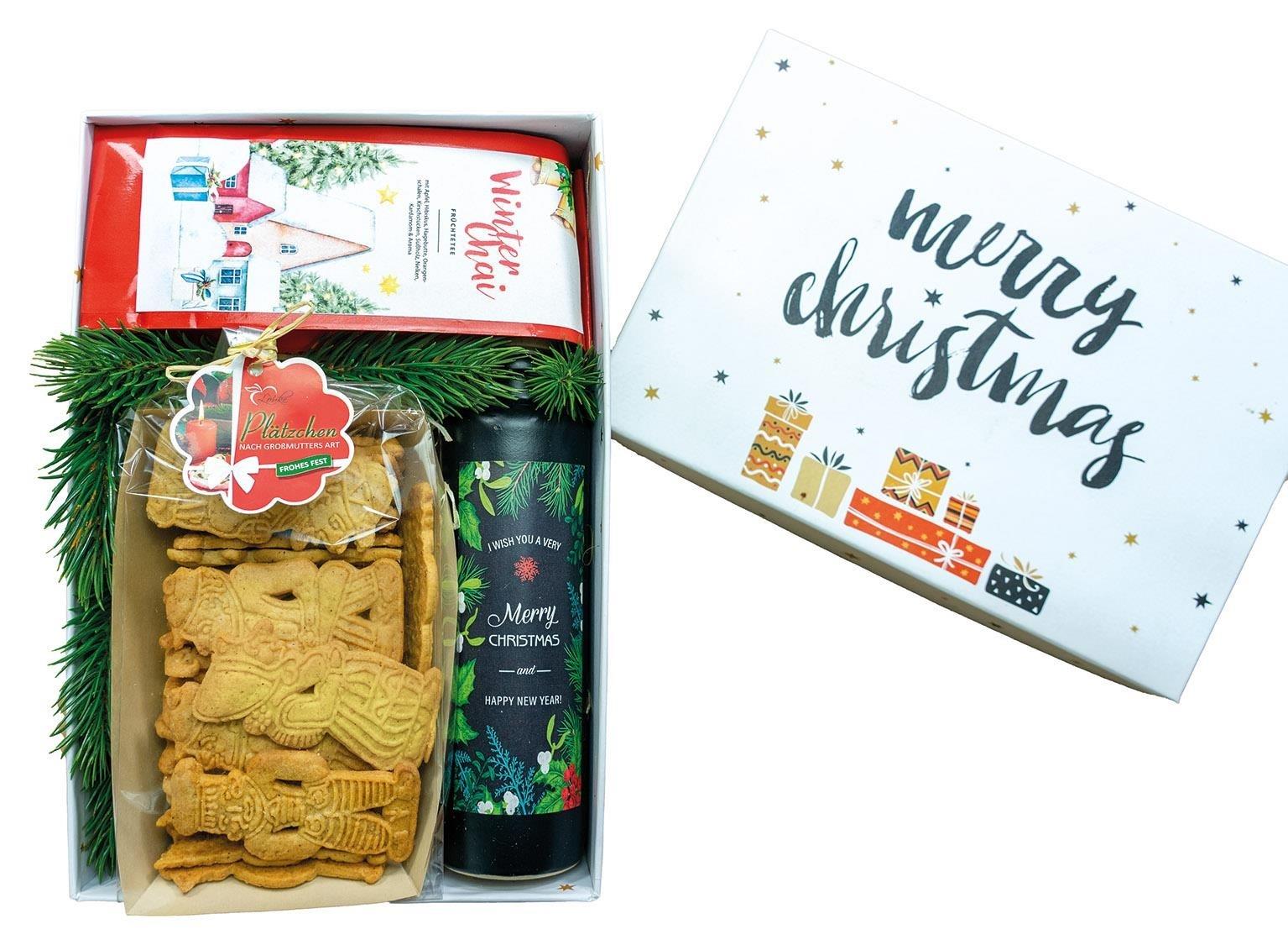 672_2_Kleines_Teestuendchen.jpg 672_2_Kleines_Teestuendchen.jpg