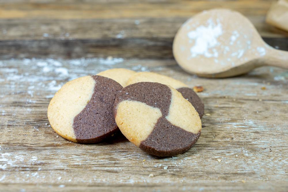 6041_2_SchwarzWeissGebaeck.jpg 6041_2_SchwarzWeissGebaeck.jpg